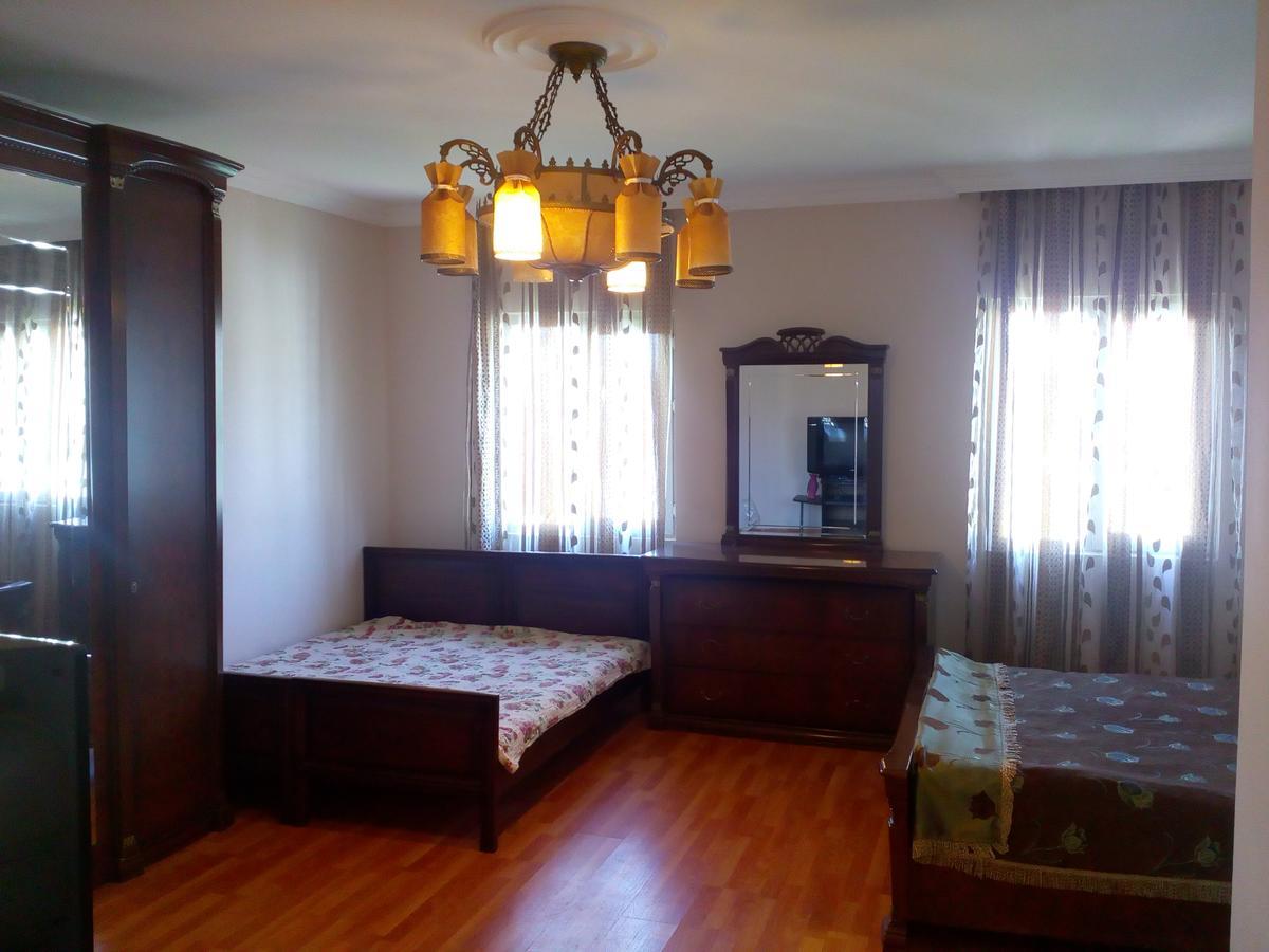 Mini Hotel On Guramishvili 22 Kobuleti Kültér fotó