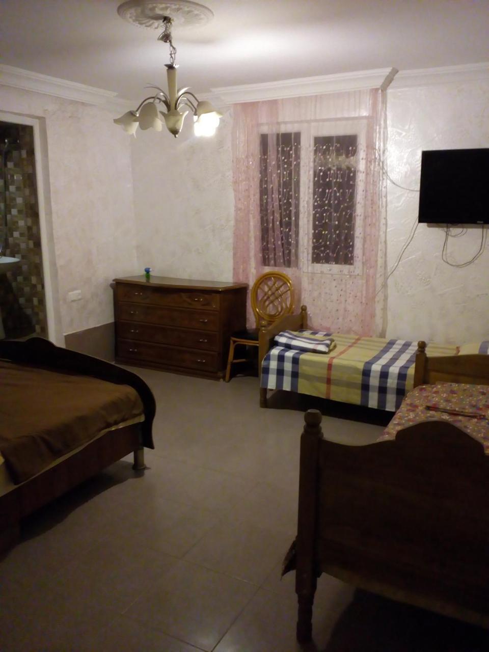Mini Hotel On Guramishvili 22 Kobuleti Kültér fotó